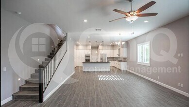 1028 E Curry Rd in Tempe, AZ - Building Photo - Building Photo
