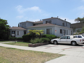 4655-4659 Sawtelle Blvd in Culver City, CA - Building Photo - Building Photo