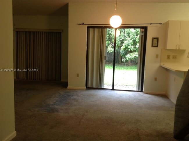 13255 SW 253rd Terrace in Homestead, FL - Foto de edificio - Building Photo