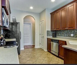 184 Grayson Ave in Savannah, GA - Foto de edificio - Building Photo