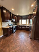 1445 S Sunol Dr in Los Angeles, CA - Building Photo - Building Photo