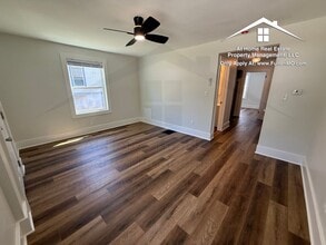 210 W 6th St in Fulton, MO - Building Photo - Building Photo