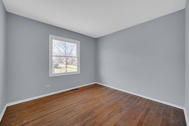 548 Regent Rd in University Park, IL - Building Photo - Building Photo