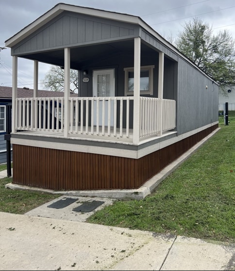 5214 Guthrie St in Irving, TX - Building Photo - Building Photo