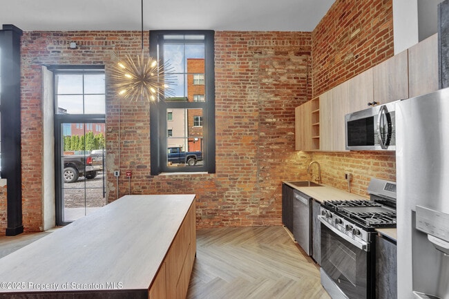 115 Penn Ave in Scranton, PA - Building Photo - Building Photo