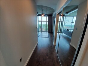 943 Peachtree St NE in Atlanta, GA - Building Photo - Building Photo