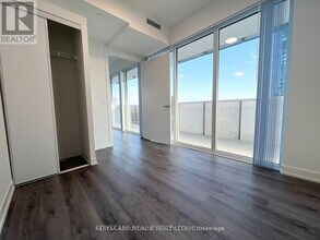 138 Downes St in Toronto, ON - Building Photo - Building Photo