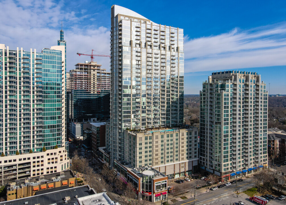 Viewpoint On The Midtown Mile in Atlanta, GA - Building Photo