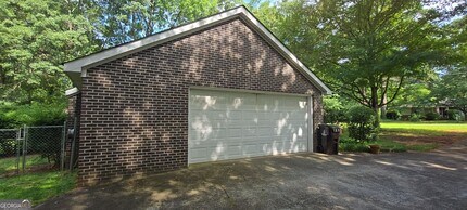 96 Carmichael St in Mcdonough, GA - Foto de edificio - Building Photo