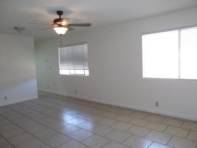 616 Crosby Ln in Red Bluff, CA - Building Photo - Building Photo