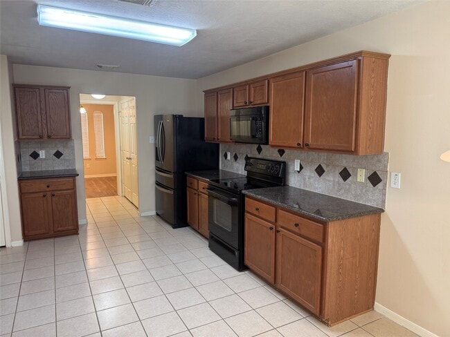 property at 2311 Slate Ridge Ln