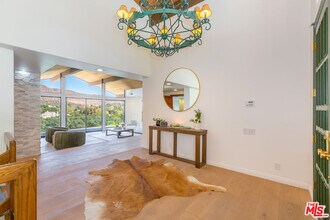 5109 Lakeview Canyon Rd in Westlake Village, CA - Building Photo - Building Photo