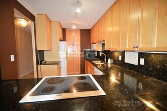 30 Longwood Ave, Unit 3 in Brookline, MA - Building Photo - Building Photo
