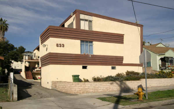 633 Micheltorena St in Los Angeles, CA - Building Photo - Building Photo