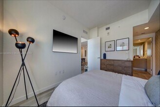 8175 NW 107th Ct-Unit -6-607 in Doral, FL - Foto de edificio - Building Photo