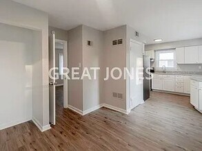 175 Du Bourg Ln in Florissant, MO - Foto de edificio - Building Photo