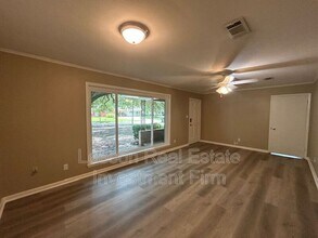 2038 Lovers Ln in Shreveport, LA - Building Photo - Building Photo