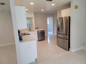 775 NW 80th Terrace in Margate, FL - Building Photo - Building Photo