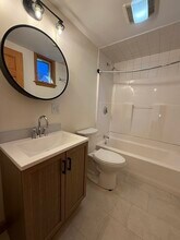 24 Gardner St in Newton, MA - Building Photo - Building Photo