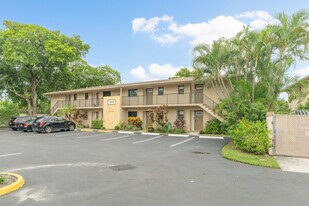 Middle River Homes Condominiums in Wilton Manors, FL - Building Photo