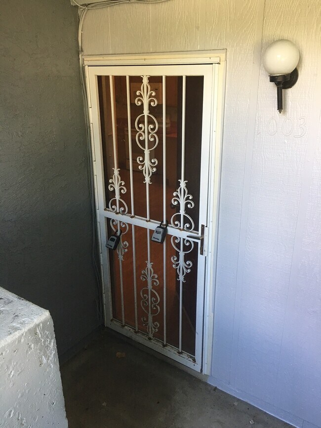 5300 E Cherry Creek S Dr-Unit -1 in Denver, CO - Building Photo - Building Photo