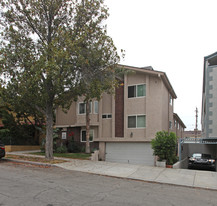 518 E Valencia Ave Apartments