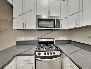 353 Grand Avenue Apartments in Oakland, CA - Foto de edificio - Building Photo