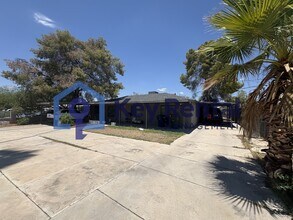 656 W Hatfield St in Tucson, AZ - Building Photo - Building Photo