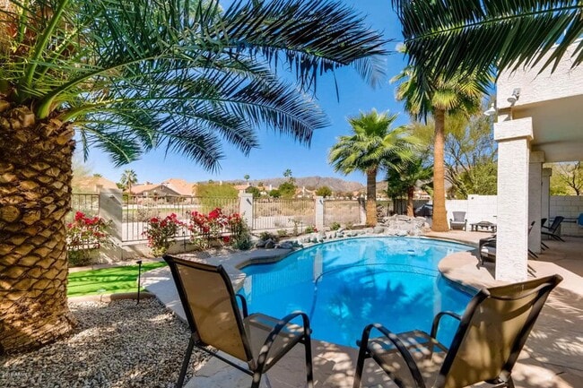 16026 S 13th Pl in Phoenix, AZ - Building Photo - Building Photo