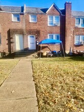7117 Castor Ave in Philadelphia, PA - Foto de edificio - Building Photo