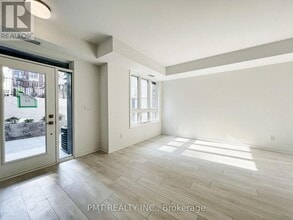 4045 Hickory Dr in Mississauga, ON - Building Photo - Building Photo