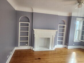 4842 Elm St, Unit 3 in Skokie, IL - Building Photo - Building Photo