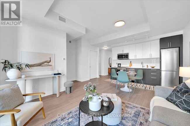 664-664 Spadina Ave.