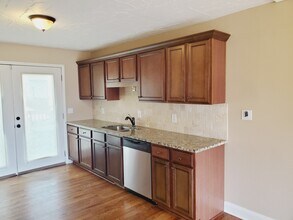 502 Tomahawk Trail in Woodstock, GA - Building Photo - Building Photo