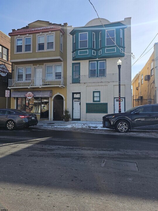 2312 Arctic Ave in Atlantic City, NJ - Foto de edificio