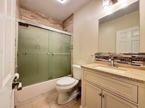 78 Walnut St, Unit 2L in Quincy, MA - Building Photo - Building Photo