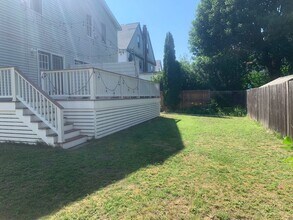 90 Monument St in Medford, MA - Building Photo - Building Photo