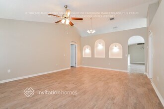 1913 Maury Rd in St. Cloud, FL - Foto de edificio - Building Photo