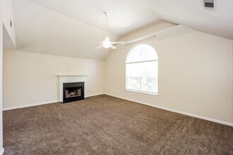 3765 Crowned Eagle Way in Douglasville, GA - Building Photo - Building Photo