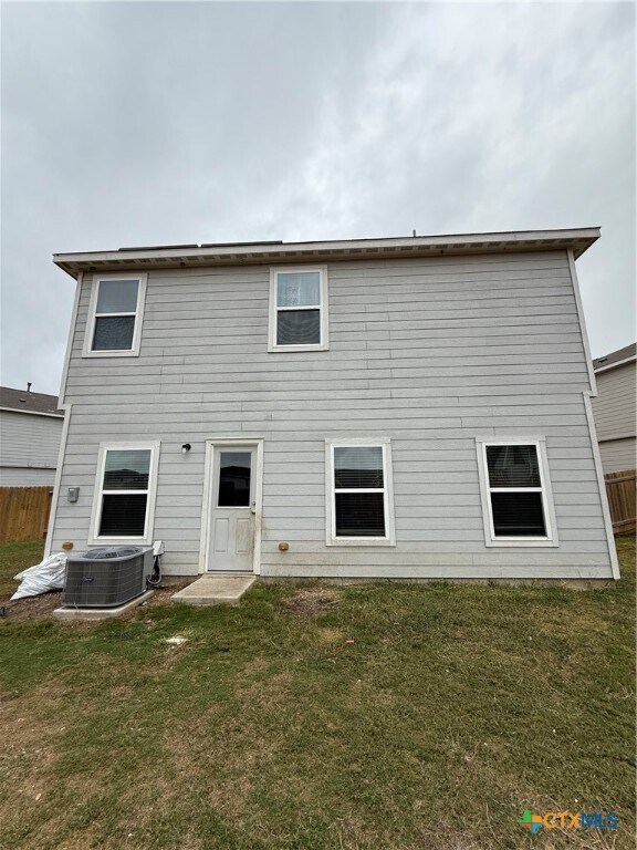 759 Wonderland Trail in New Braunfels, TX - Building Photo - Building Photo