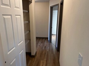 2809 Beth Ann Ct in Pontoon Beach, IL - Building Photo - Building Photo