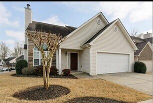 324 Greystone Pkwy in Hiram, GA - Building Photo