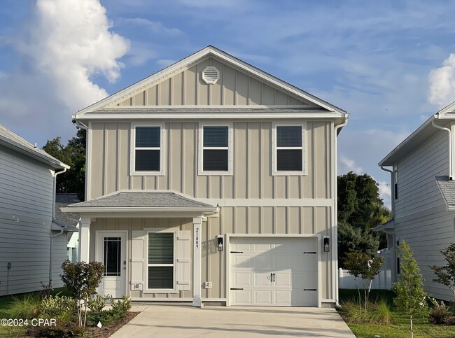 21809 Kelly Pnes Pl in Panama City Beach, FL - Foto de edificio - Building Photo