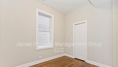 827 N Francisco Ave in Chicago, IL - Building Photo - Building Photo