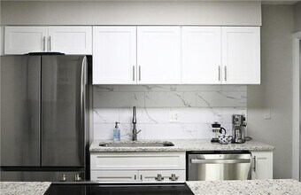 5155 Roswell Rd NE in Atlanta, GA - Building Photo - Building Photo