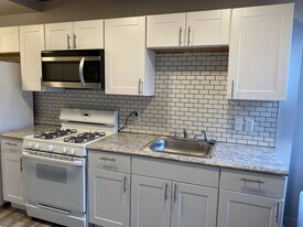 5508 Bartlett St in Pittsburgh, PA - Building Photo