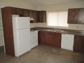 162 Pelham Dr in Leesburg, GA - Building Photo - Building Photo