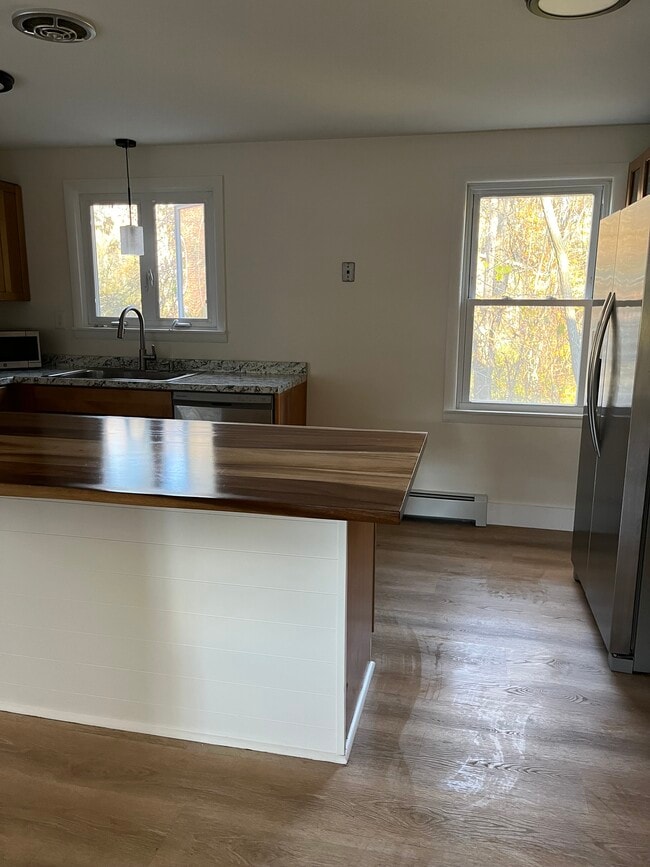 1534 CT-12 in Ledyard, CT - Building Photo - Building Photo