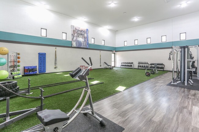 Connection at Buffalo Pointe photo'