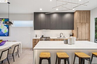 1606 Willow St in Oakland, CA - Building Photo - Building Photo